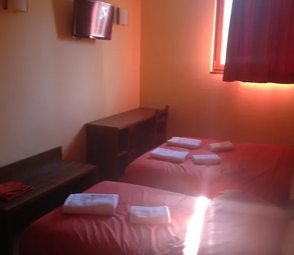 컨트리하우스 Cueva Restaurante Itariegos Villagallegos